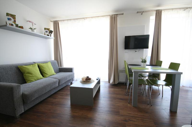 Apartment with Terrace image 2