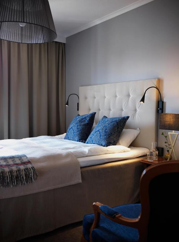 Standard Double Room image 1