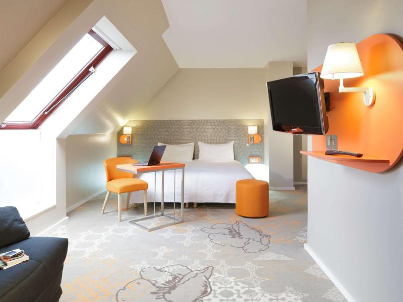 Standard Suite image 1