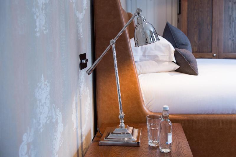 Cosy Room image 2