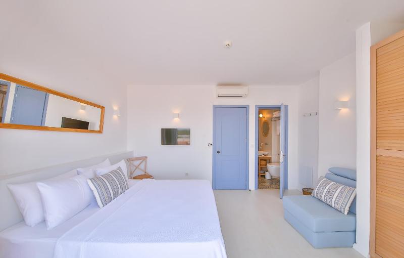 Dias Hotel - image 23
