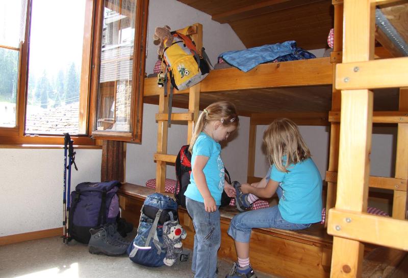 Bunk Bed in Mixed Dormitory Room image 3