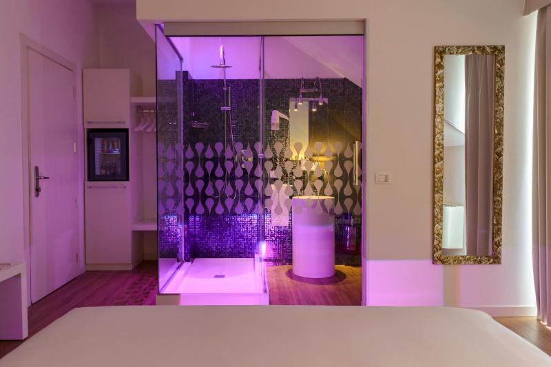Superior Double Room image 4