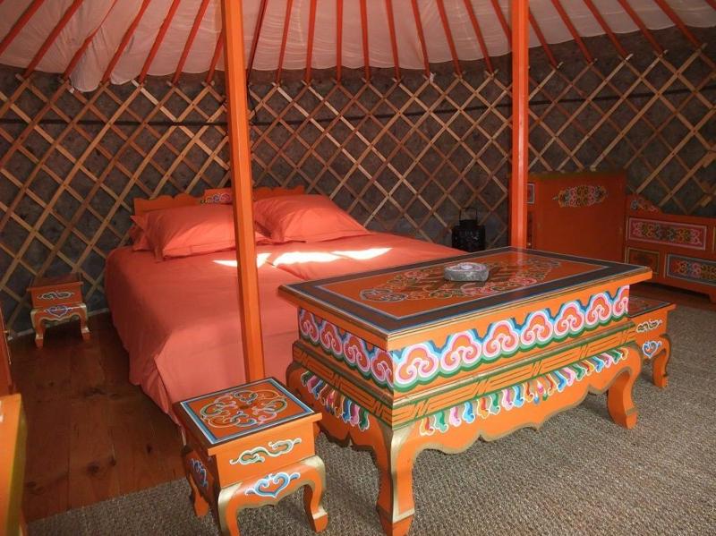 Yurt image 3