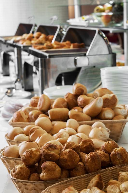Normandy Hotel - image 19