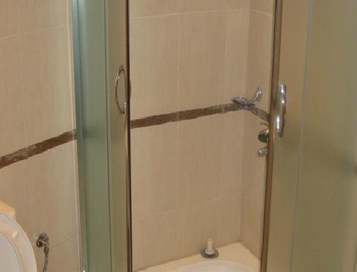 Single Room image 2