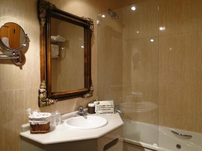 Junior Suite image 3