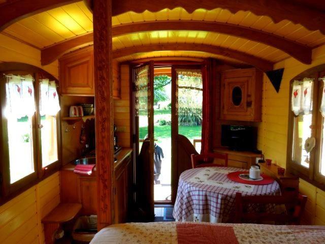 Wooden Caravan image 1