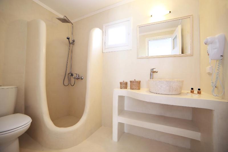Superior Studio with Sea View (2-3 Adults) image 4