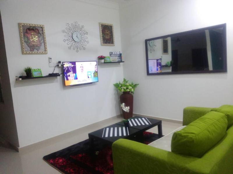 The Seroja Homestay Gong Badak - image 14