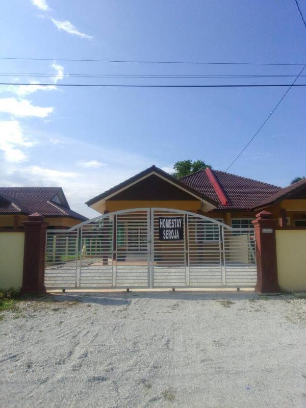 The Seroja Homestay Gong Badak - image 13