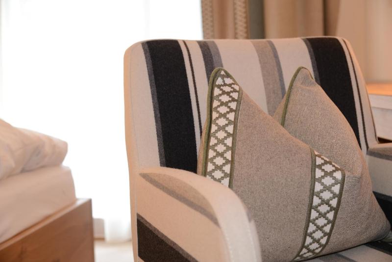 Two-Bedroom Suite (4 Adults) with Balcony image 2