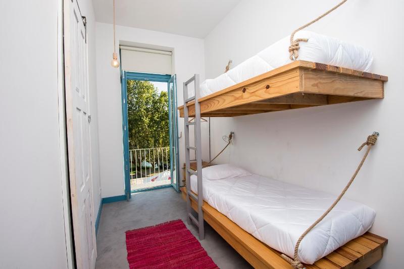 Bed in 2-Bed Mixed Dormitory Room image 3