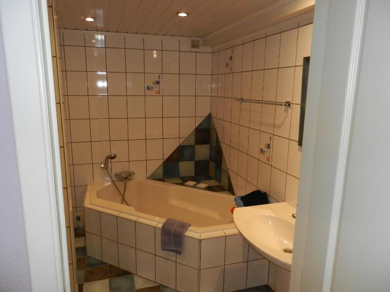 Double Room with Garden View image 3