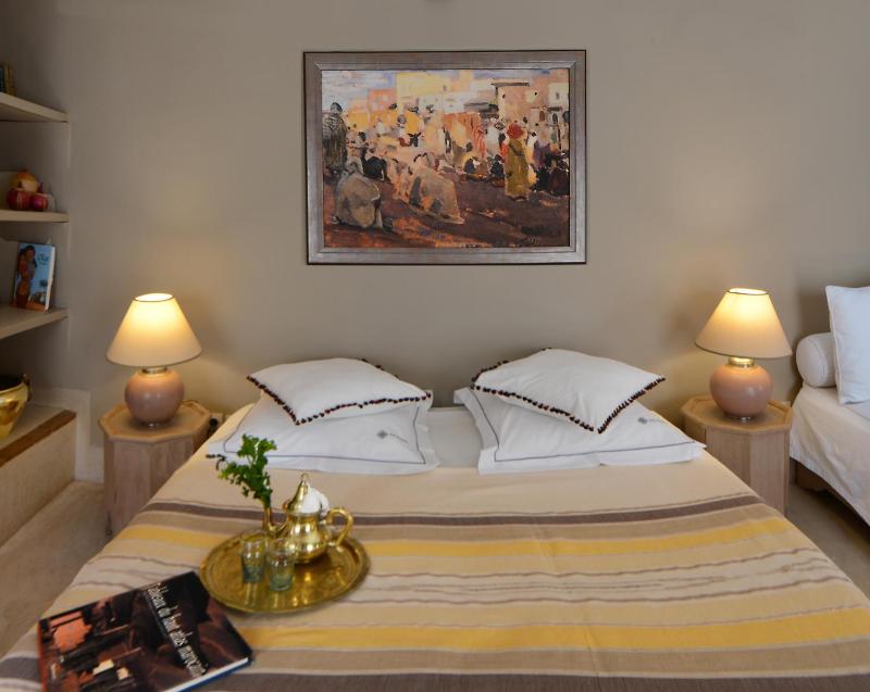 Riad Dar Housnia - image 11