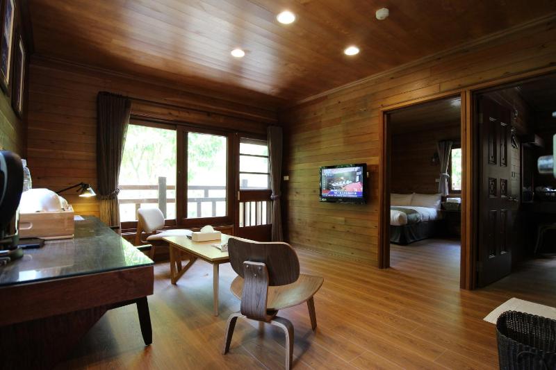 Taichung Business Hotel - Immortals Hills - image 21