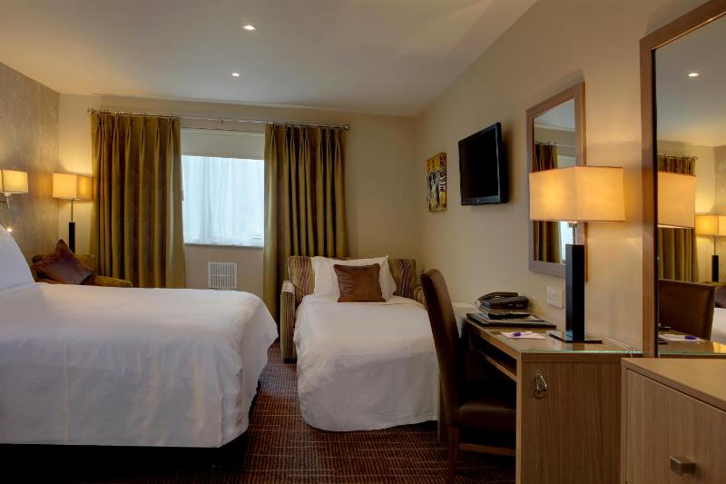 Family Double Room image 2