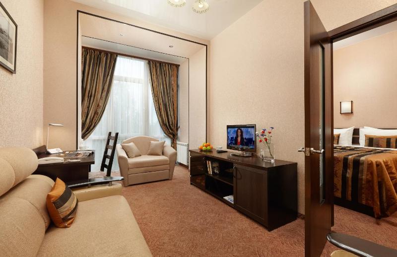 Suite image 3