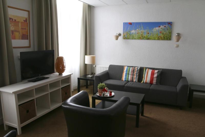 Apartment image 3