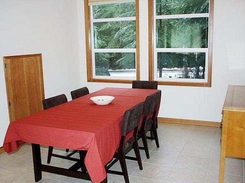 Holiday Home image 2