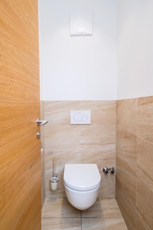 Two-Bedroom Apartment with Balcony (4 Adults) image 3