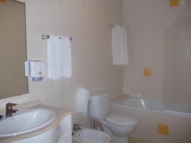 Double Room image 1