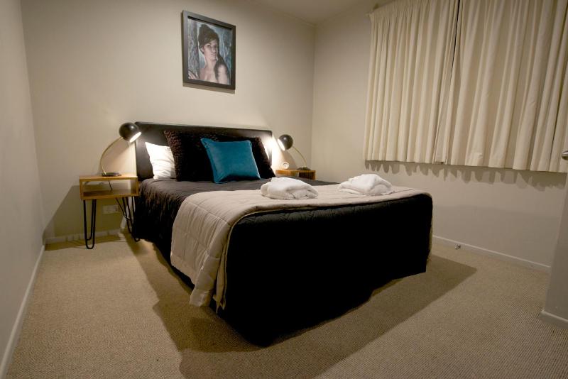 The Lake Motel - image 33