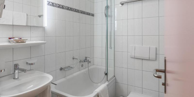 Standard Single Room image 4