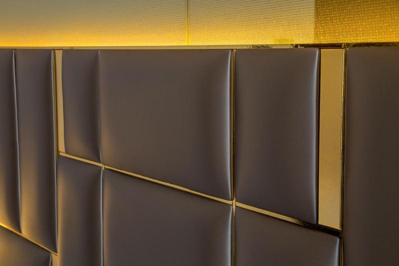 Classic Double or Twin Room image 3