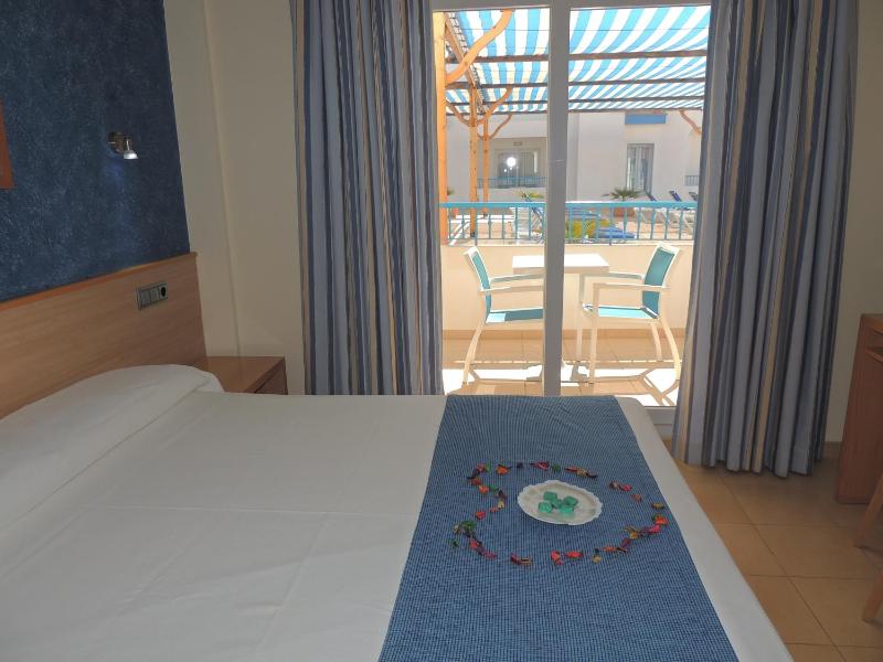 Superior Double Room image 4