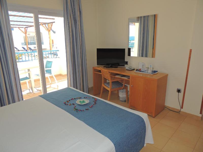 Superior Double Room image 2