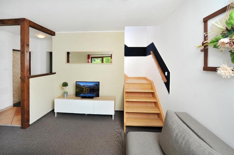 Two-Bedroom House image 4
