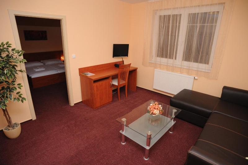 Suite image 3