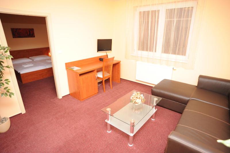 Suite image 2
