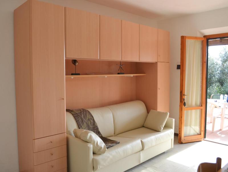 Studio (2 Adults) image 3