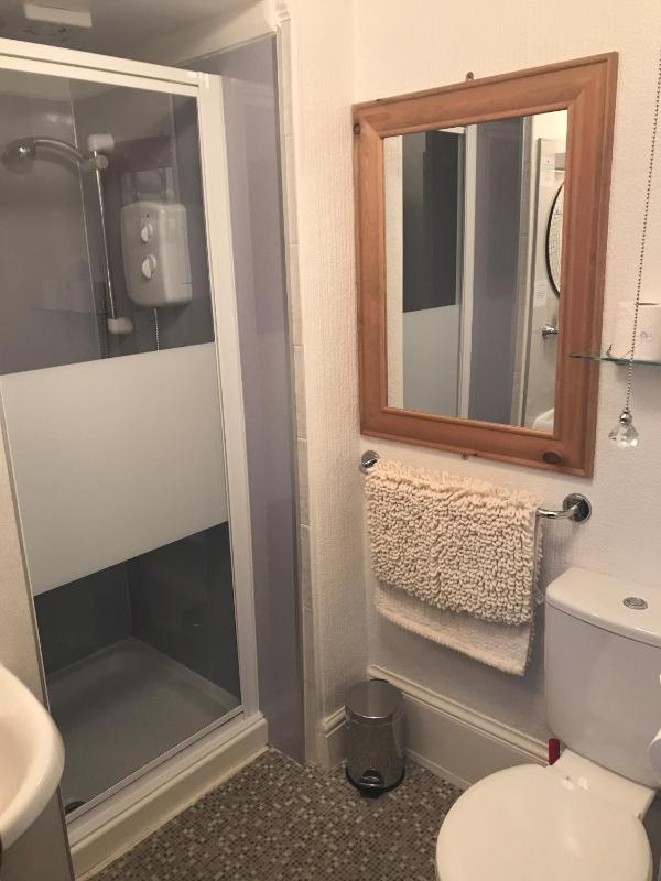 Superior Double or Twin Room image 4
