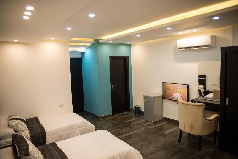 Marvel Stone Hotel - image 9