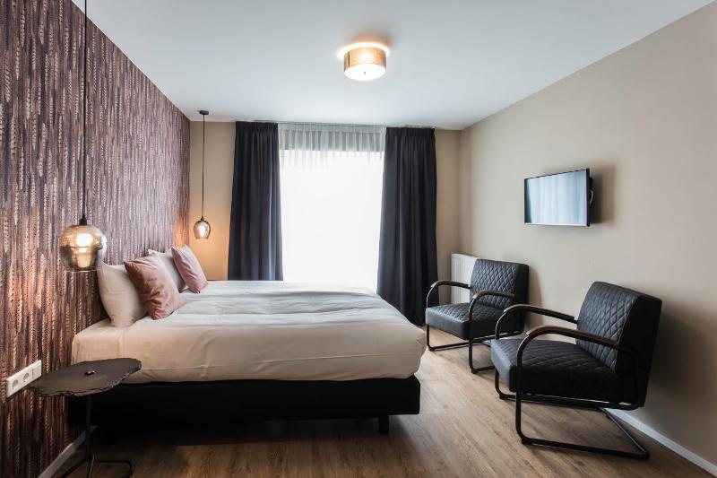 Comfort Double Room with Terrace image 2