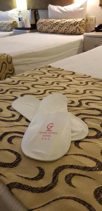 Classic Quadruple Room image 4