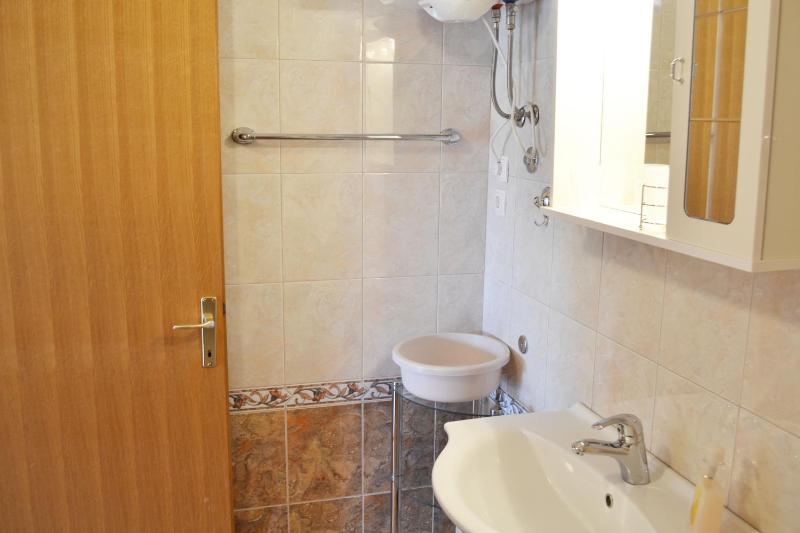 Apartments Milka - image 14