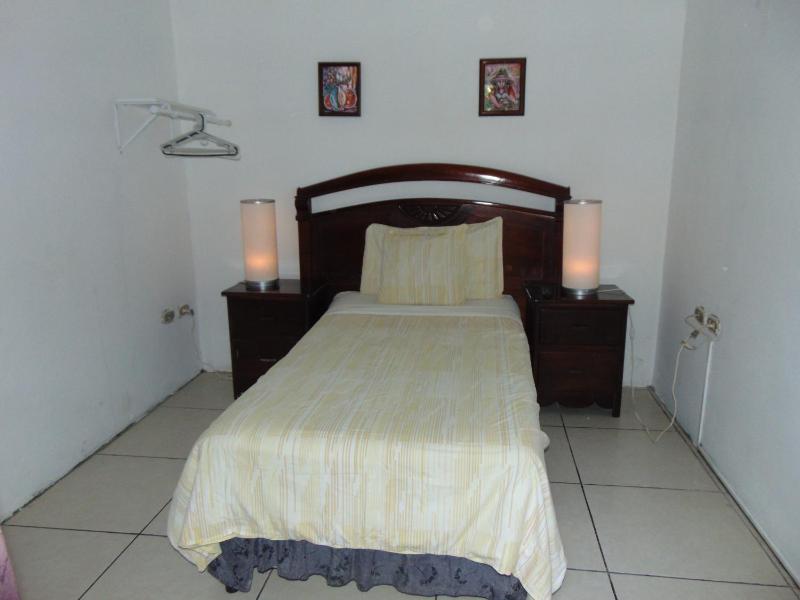 Managua Hills - image 9