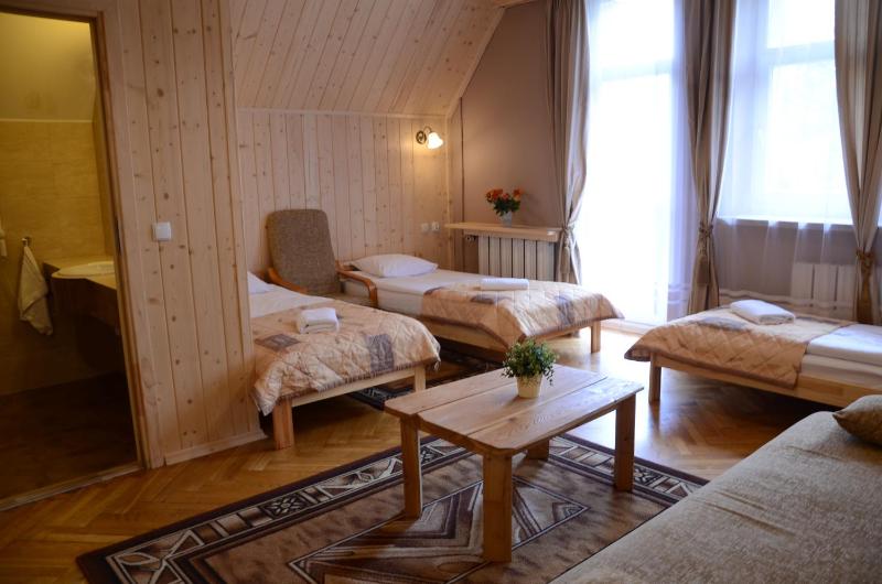 Triple Room image 3