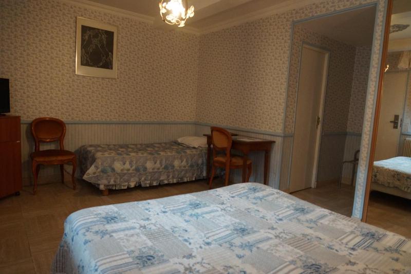 Triple Room image 4