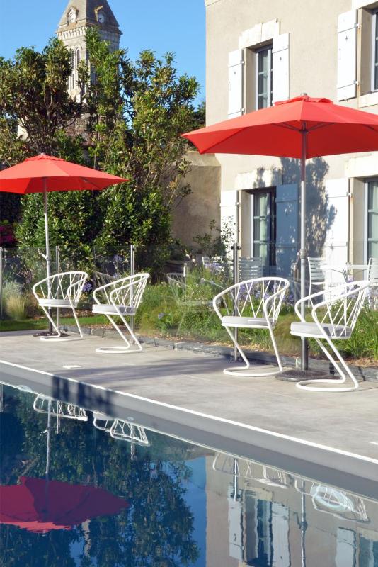 Classic Double Room with Terrace image 3