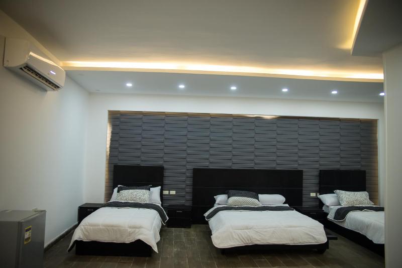 Marvel Stone Hotel - image 5