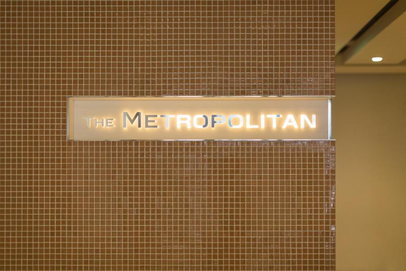 THE METROPOLITAN - image 10