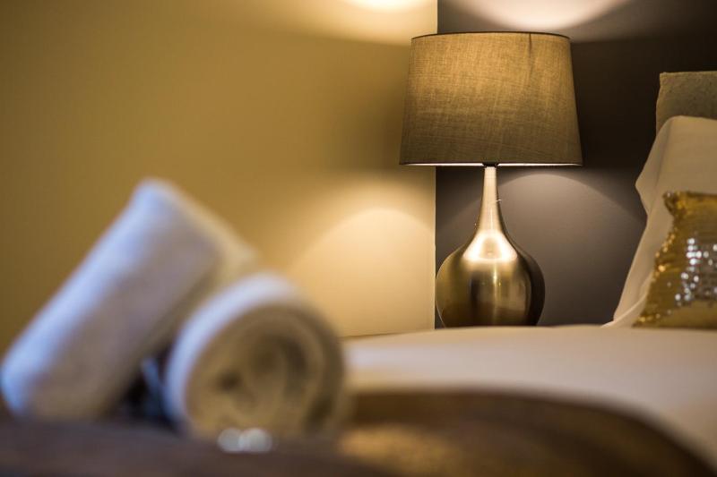 Mica Point City Centre Apartment - image 19