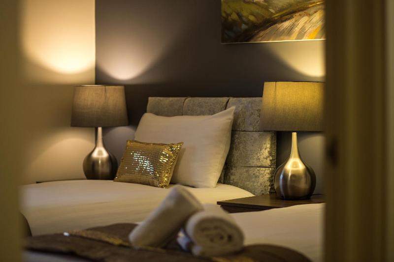 Mica Point City Centre Apartment - image 32