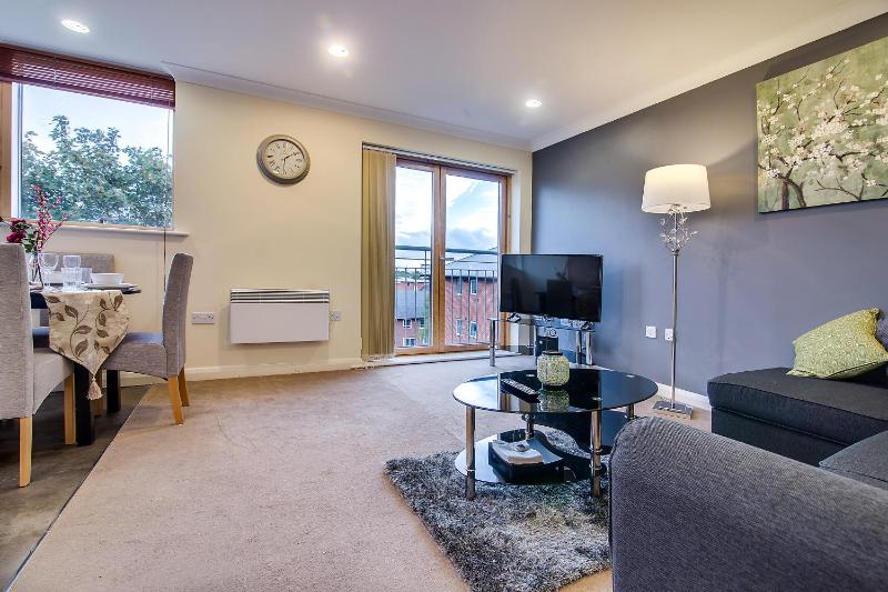 Mica Point City Centre Apartment - image 31