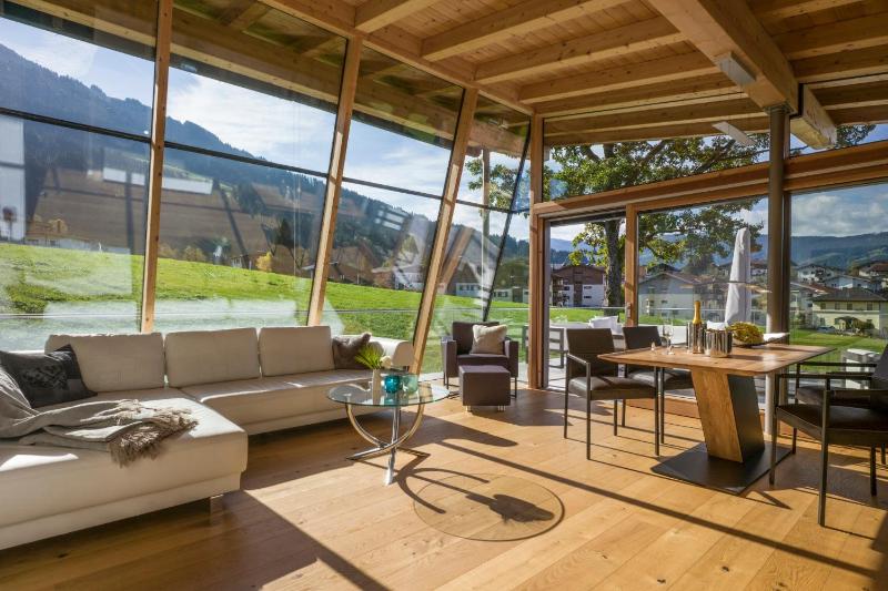 Apartment with Mountain View-Loft image 3